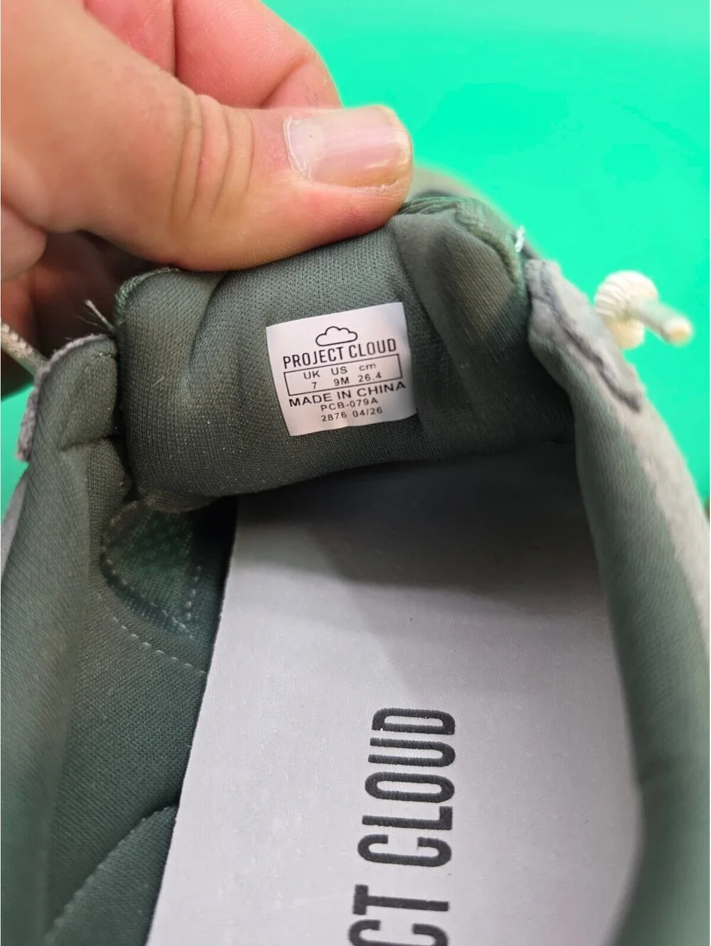 Project Cloud Men's Retro Gum Sole Sneakers Gray Green Mesh Size 9